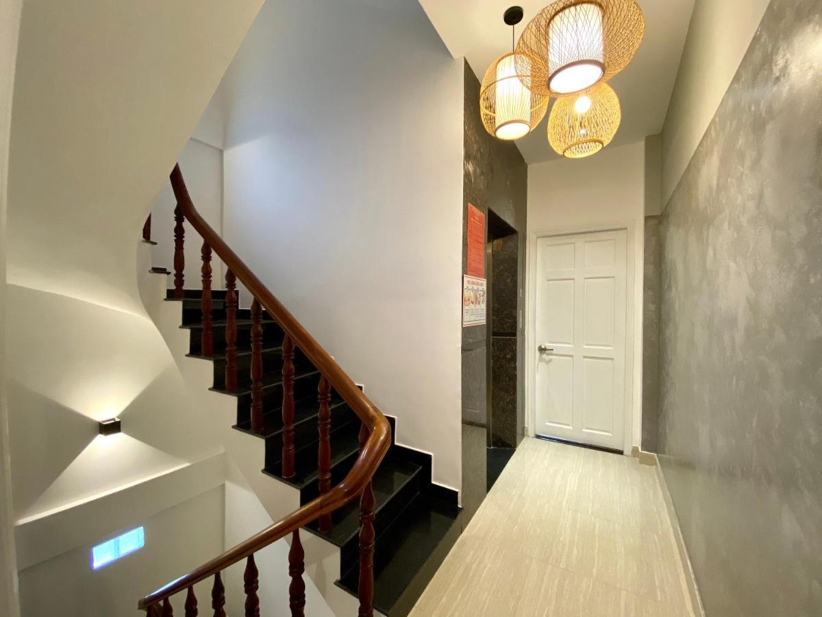 8 Minutes Walking To Nguyen Hue, Fast Wifi, Check-in 24/7 Căn hộ