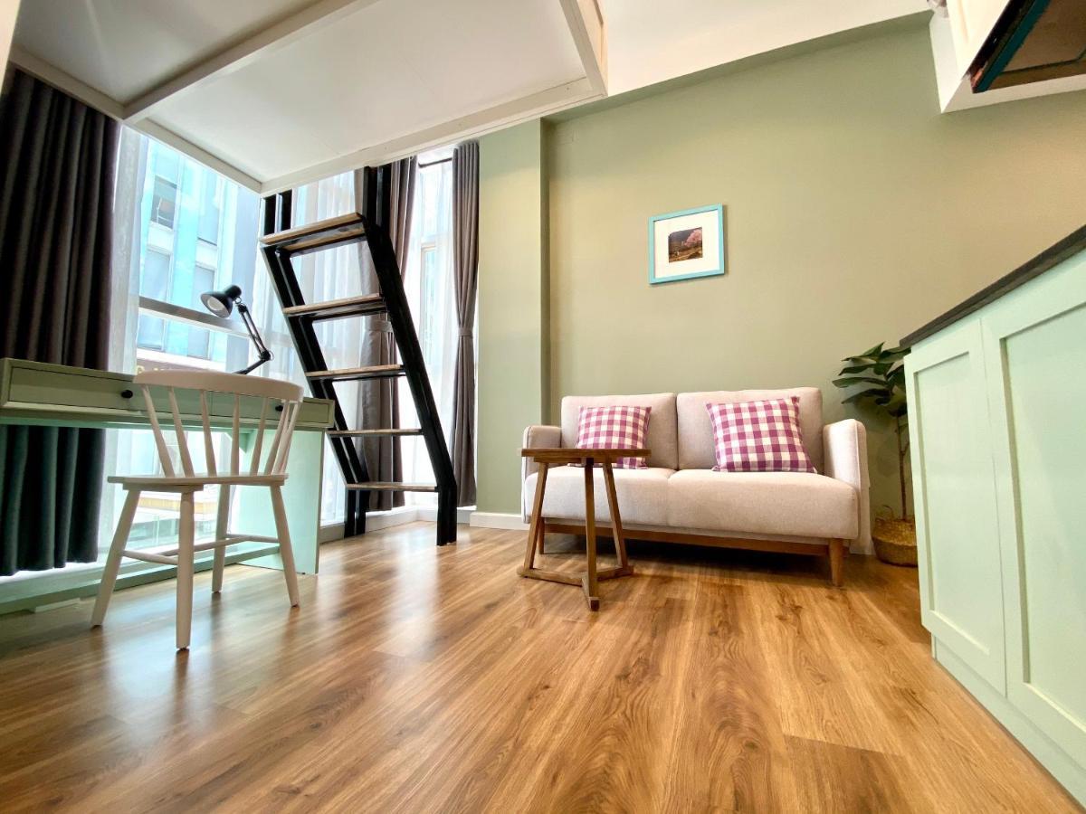 Căn hộ 8 Minutes Walking To Nguyen Hue, Fast Wifi, Check-in 24/7 TP. Hồ Chí Minh